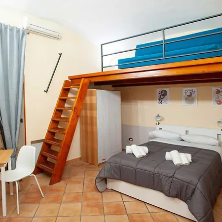 Casa Pisto In Dante Square Napoli
